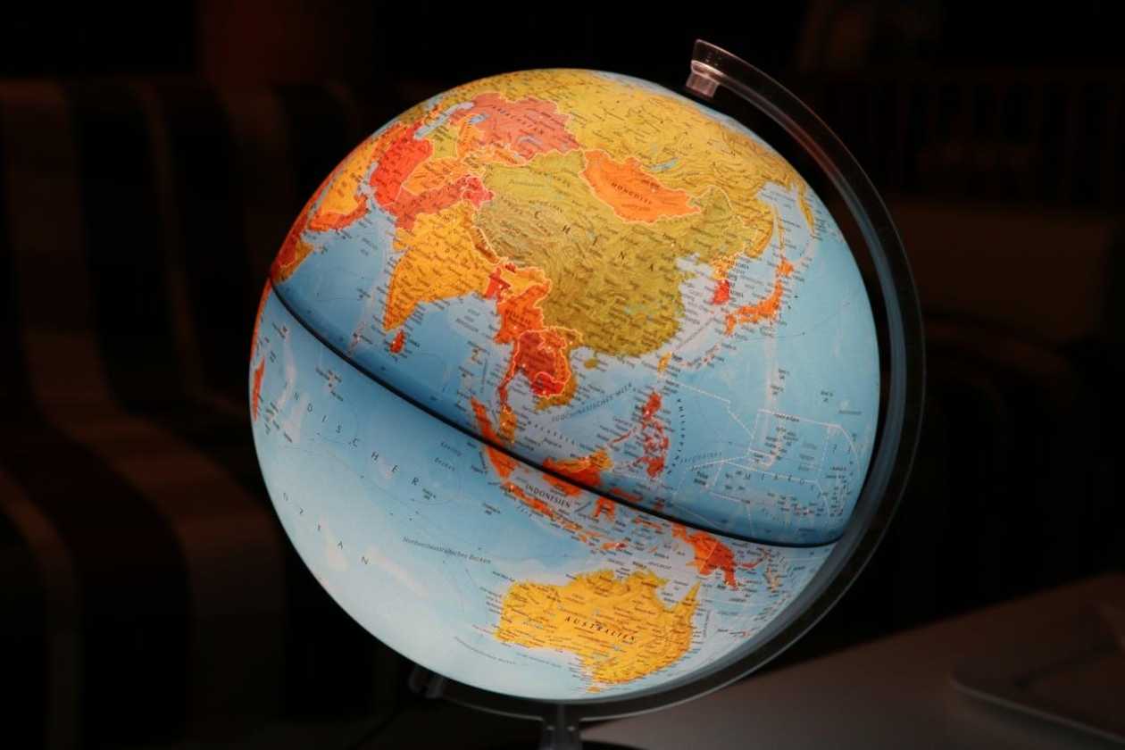 map projection globe